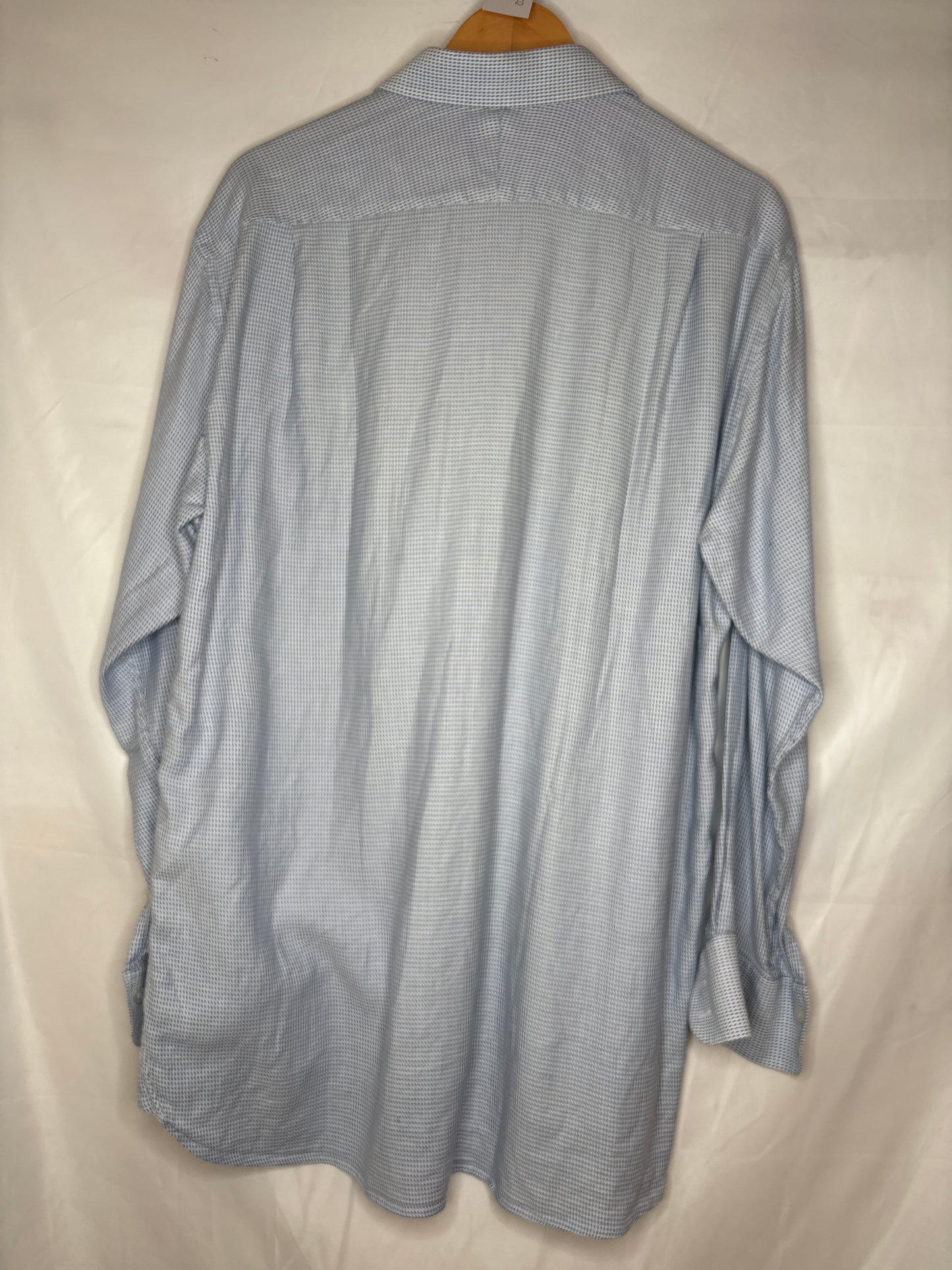 Aquascutum button up dress shirt Large