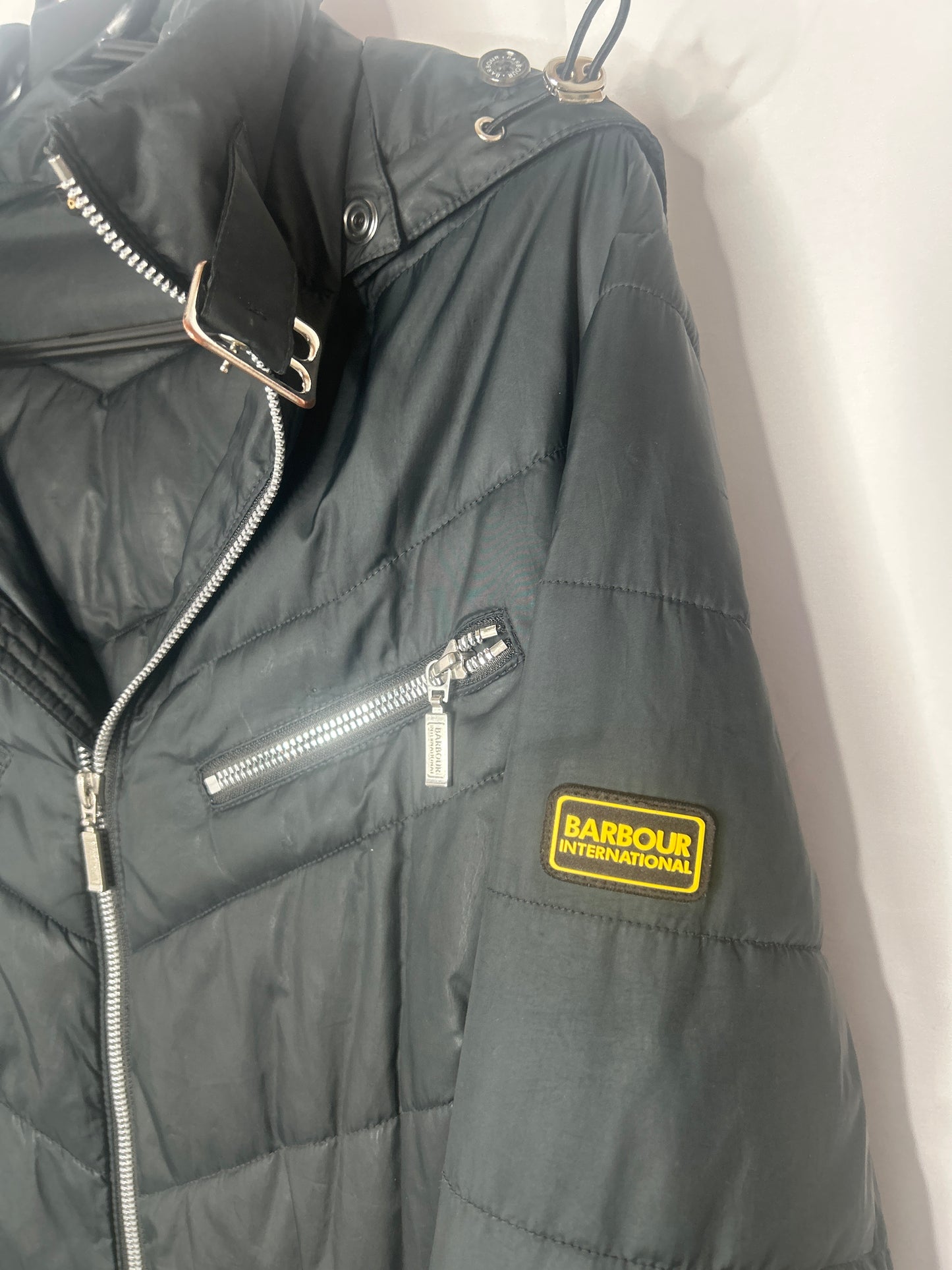 Barbour women’s quilted jacket Hooded&belted Size 12
