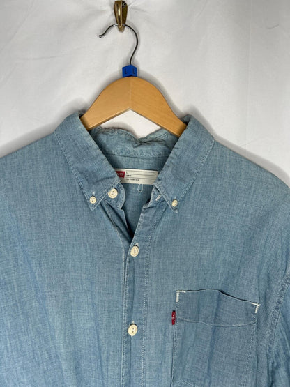 Levi’s button up dress shirt slim fit Large2