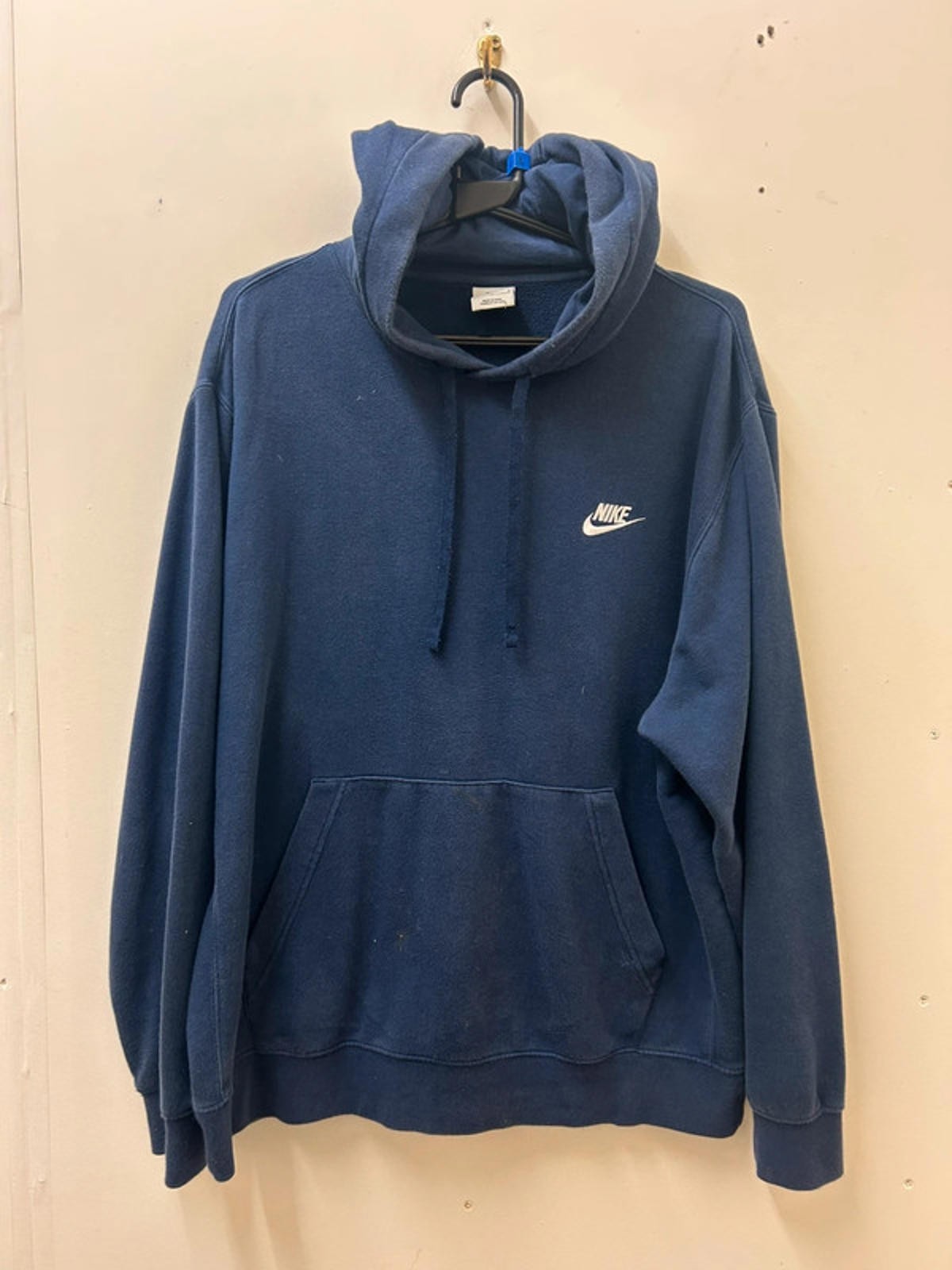 Nike Hoodie. Size Large0
