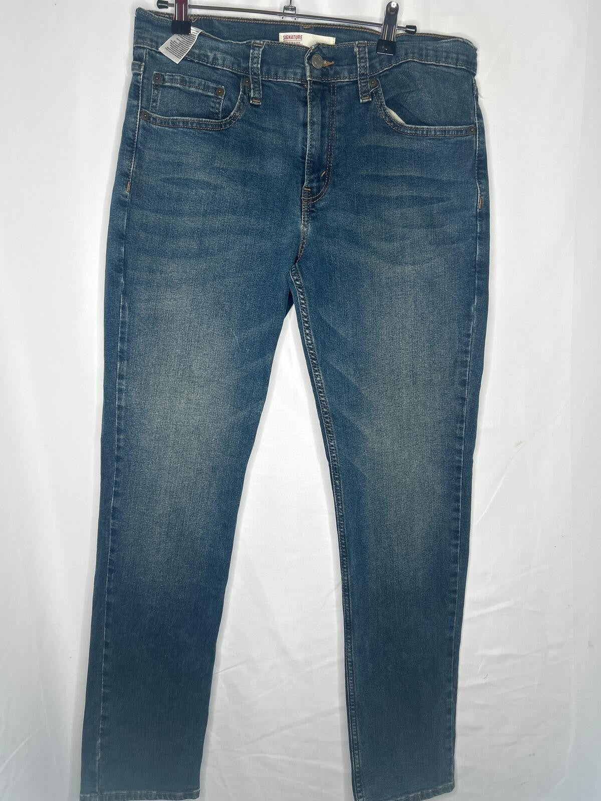 Levis signature Strauss Slim fit W32 L300
