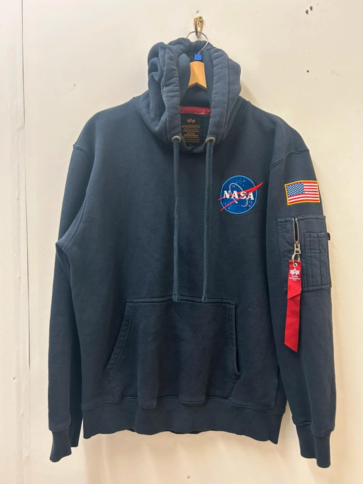 Alpha NASA American Hoodie. Size Large0