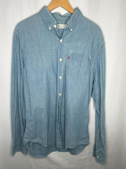 Levi’s button up dress shirt slim fit Large0