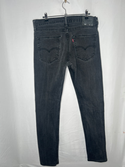 Levis 512 W32/L32 Black jeans