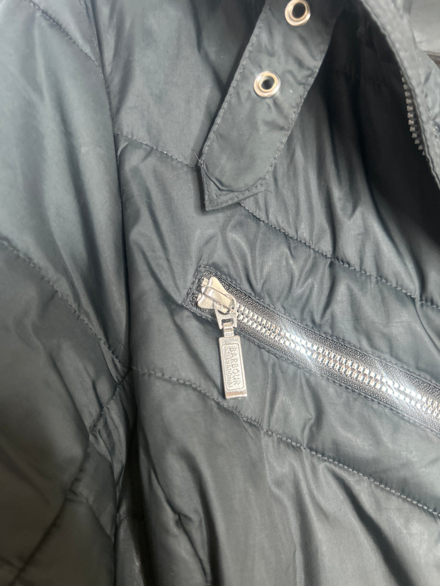 Barbour women’s quilted jacket Hooded&belted Size 12