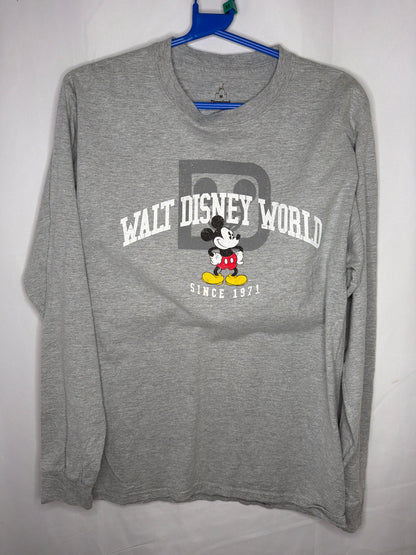 Disneyland Mickey mouse graphic printed long sleeve T-shirt