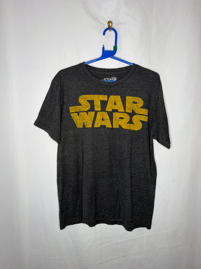 Star wars t-shirt size medium
