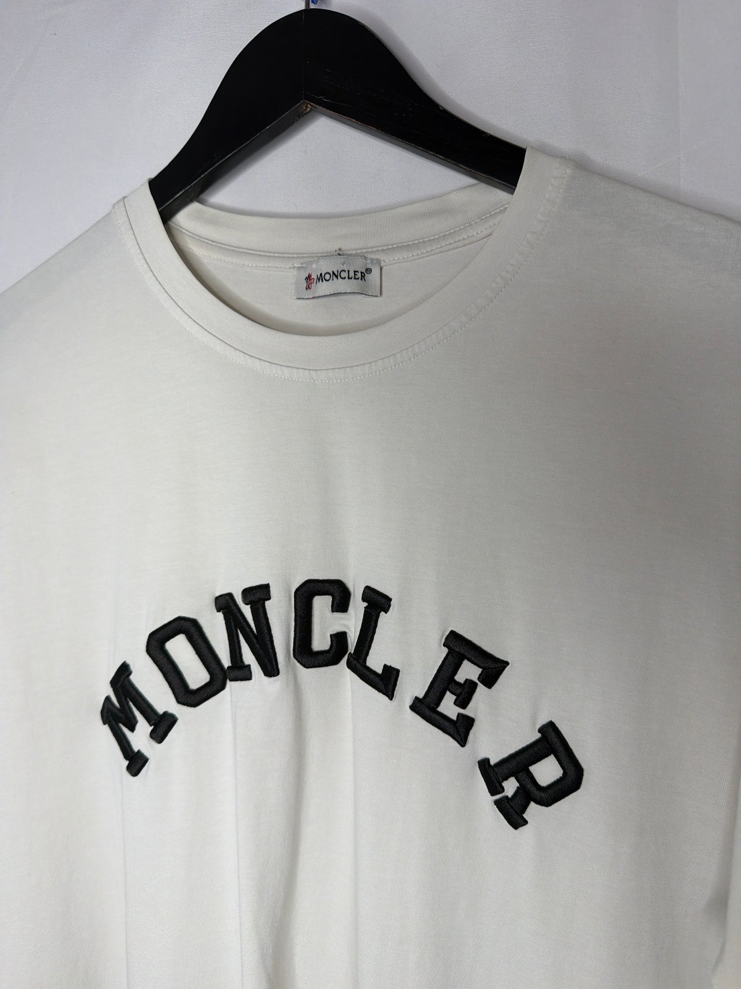 Moncler T-shirt