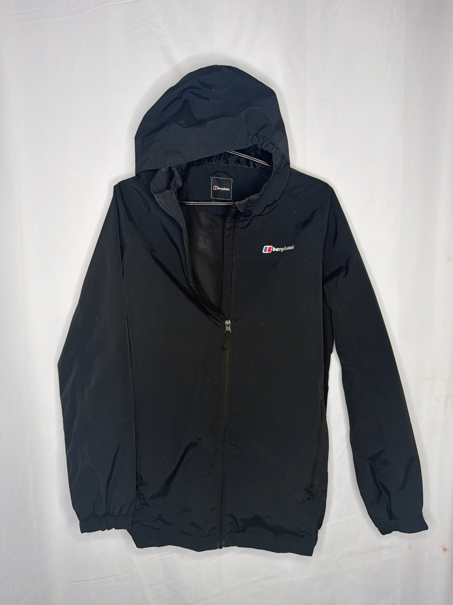 Berghaus black tech windbreaker small