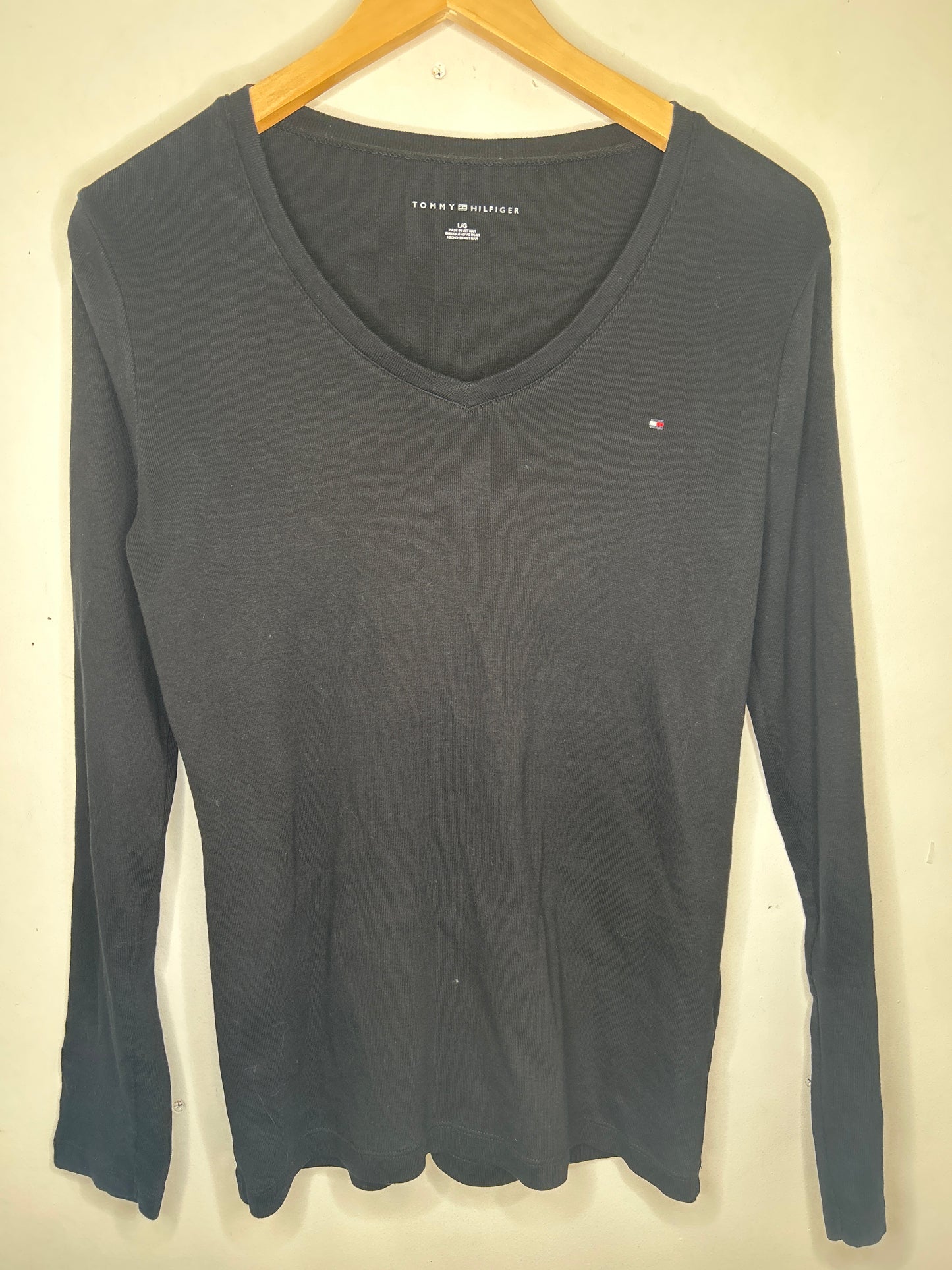 Tommy Hilfiger long sleeve top black large/12