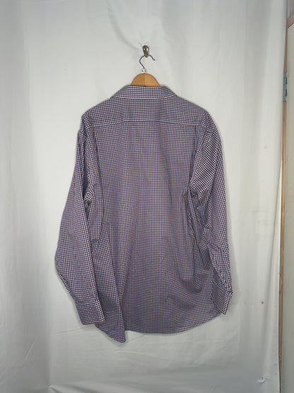 Vintage Tommy Hilfiger Top (XXL)